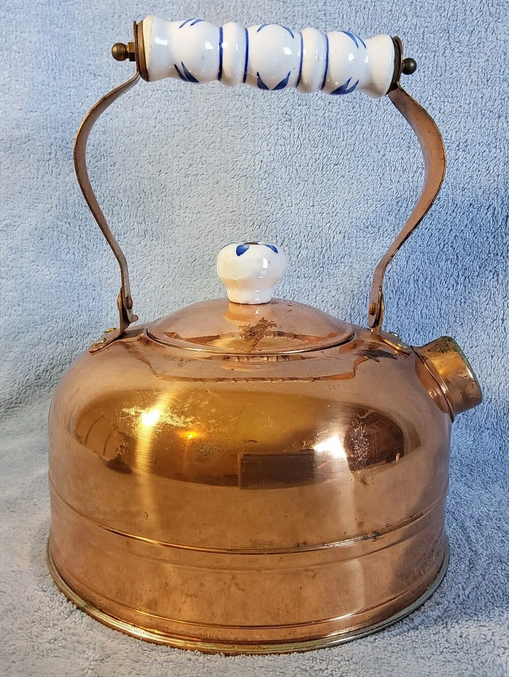 Vintage Copper Tea Pot with Ceramic Handles White Blue Delft Pattern Cottagecore